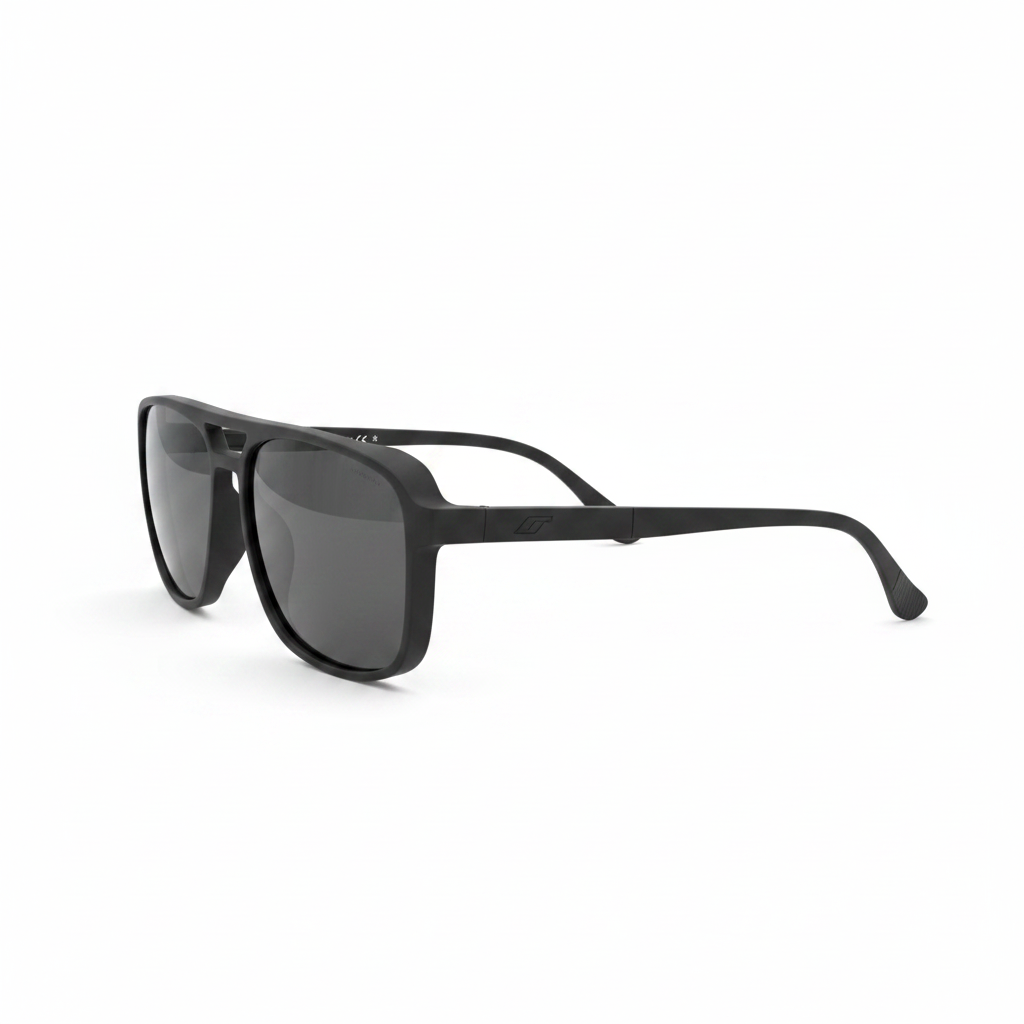 Polarize aviator gözlük sağ yan görünüm beyaz arka plan